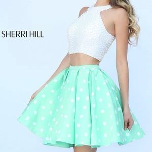 SHERRI HILL COCKTAIL DRESS